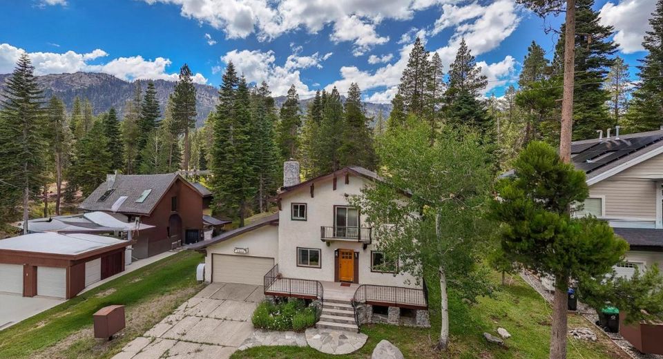 1864 Mewuk Drive, South Lake Tahoe, CA 96150 Photo