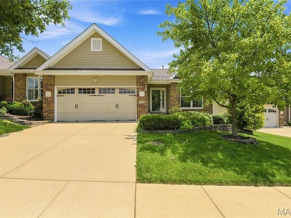 1246 Sadie Lane , Fenton, MO 63026