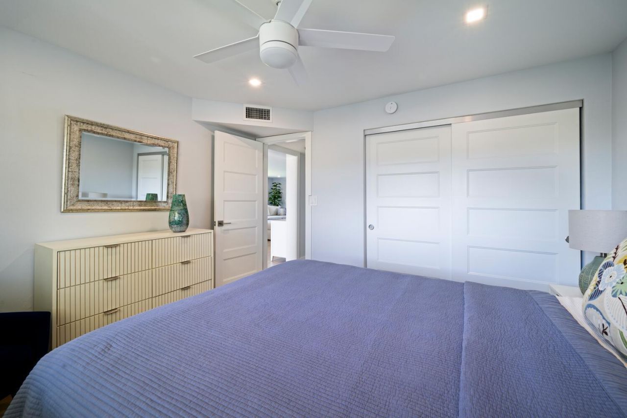 52 Yacht Club Drive, Unit 309, North Palm Beach, FL 33408 Photo
