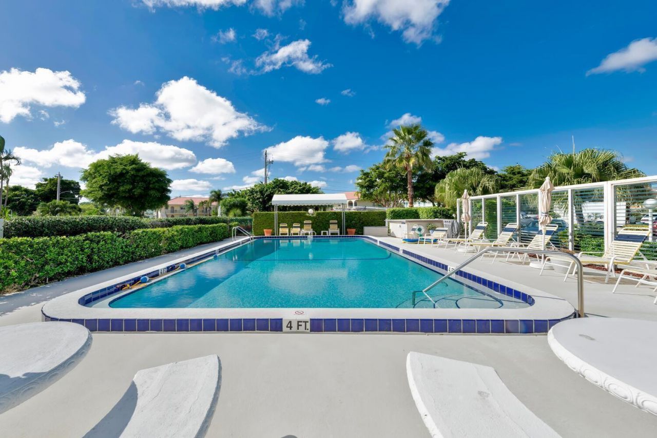 52 Yacht Club Drive, Unit 309, North Palm Beach, FL 33408 Photo
