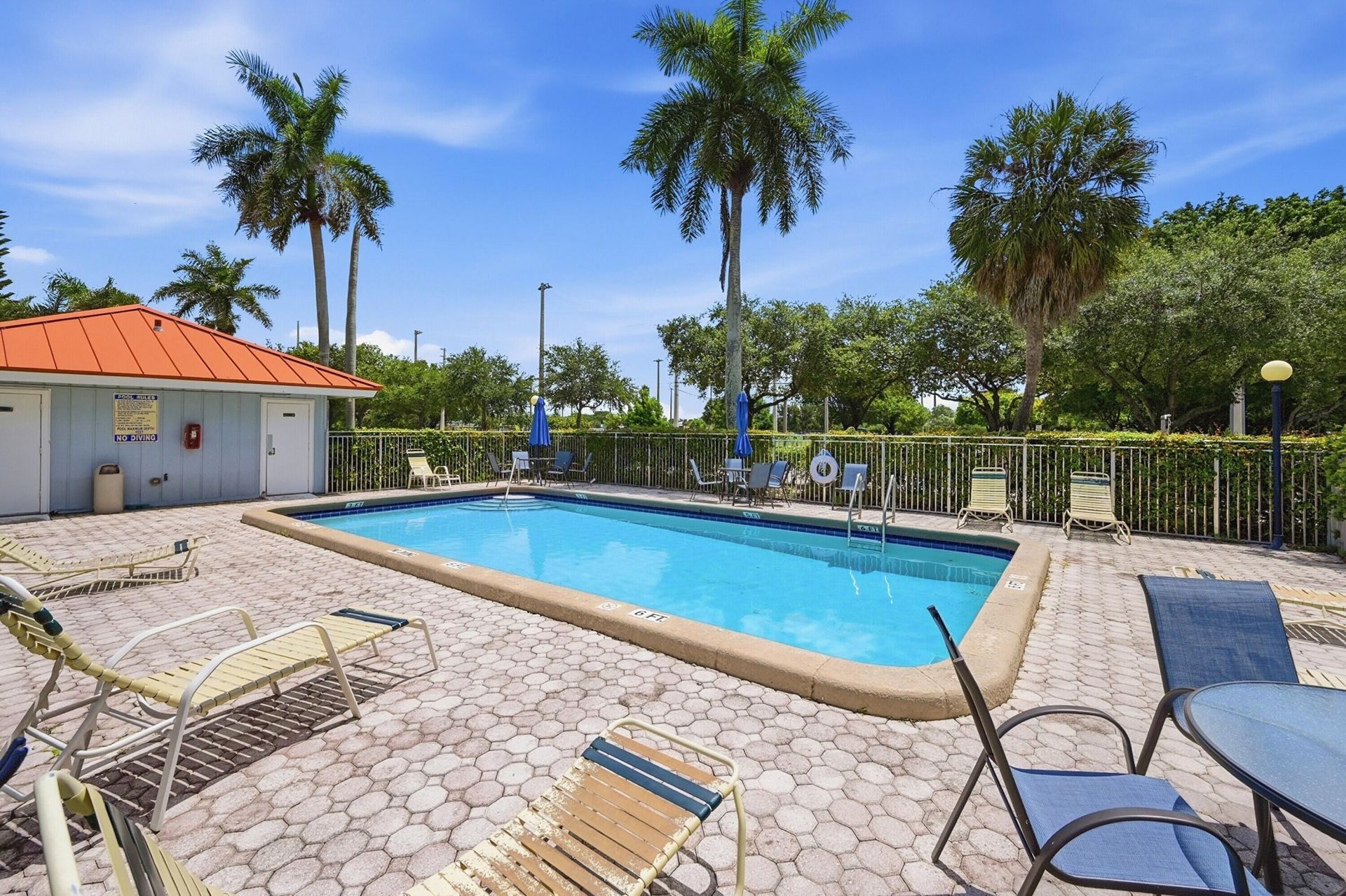 505 S Pine Island Road, Unit B310, Plantation, FL 33324 Photo