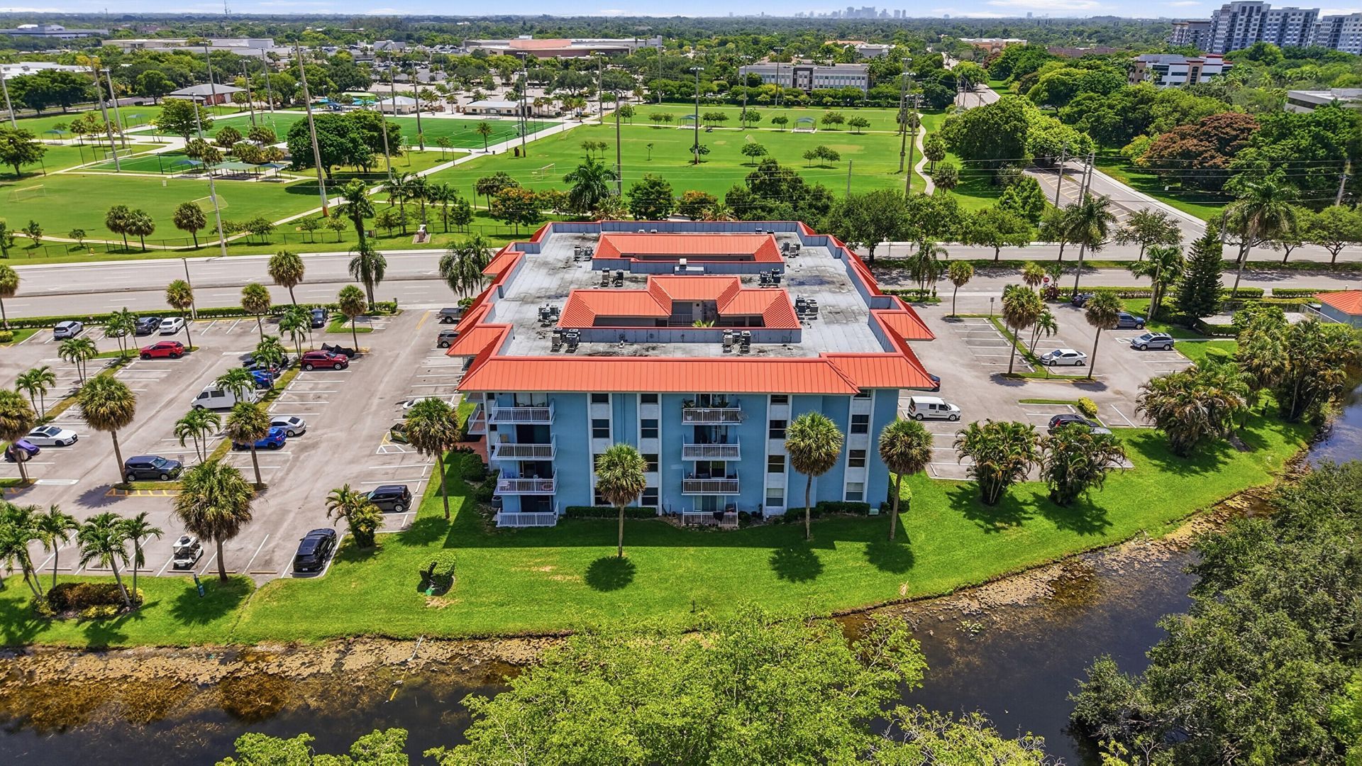 505 S Pine Island Road, Unit B310, Plantation, FL 33324 Photo