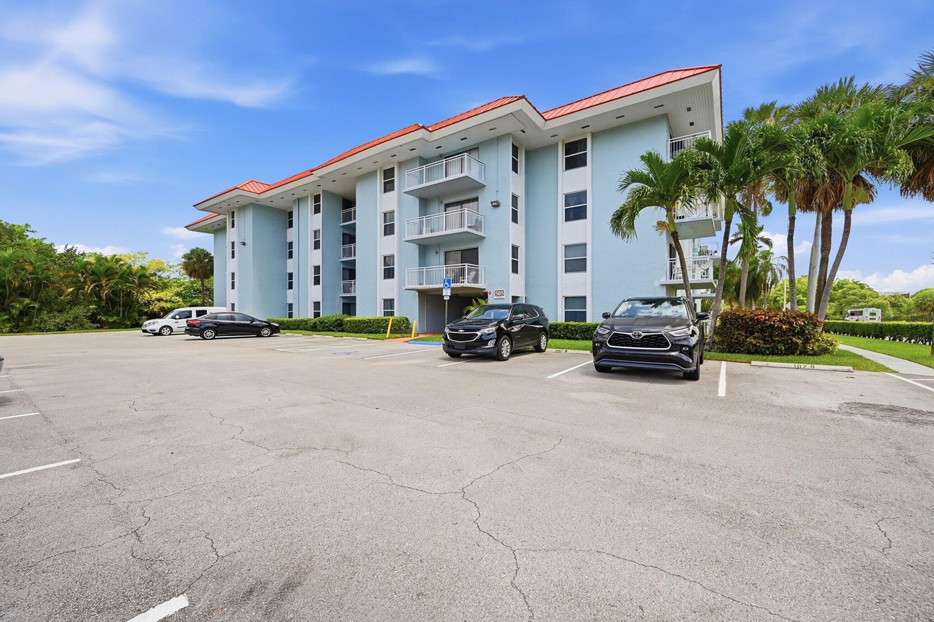 505 S Pine Island Road, Unit B310, Plantation, FL 33324 Photo