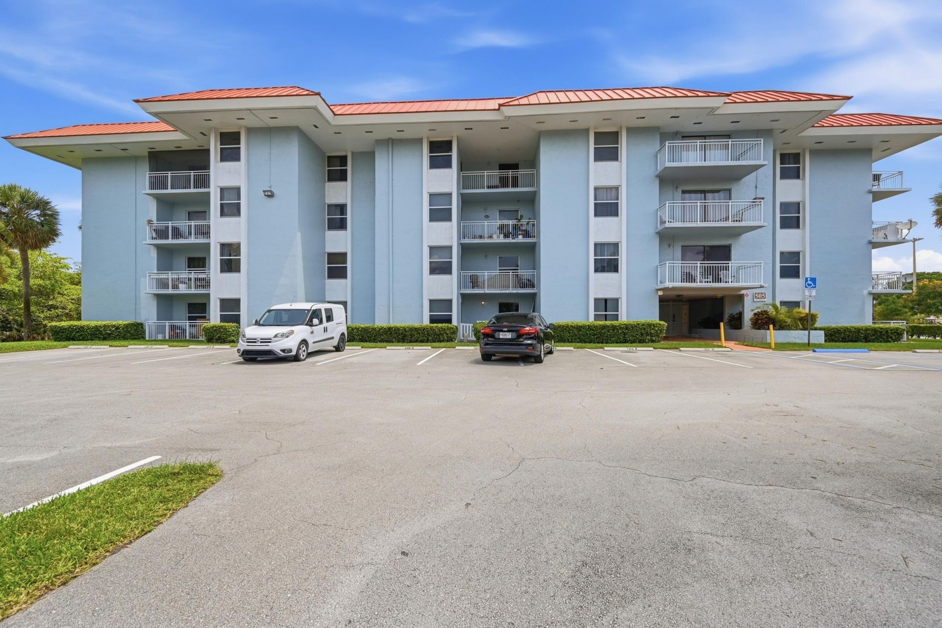 505 S Pine Island Road, Unit B310, Plantation, FL 33324 Photo