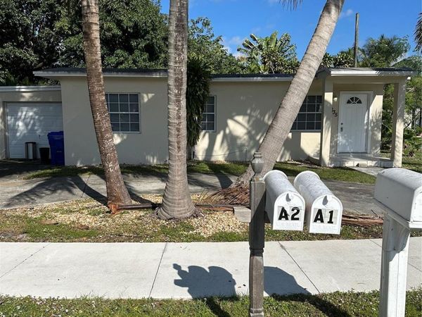 5635 GRANT Street, Hollywood, FL 33021