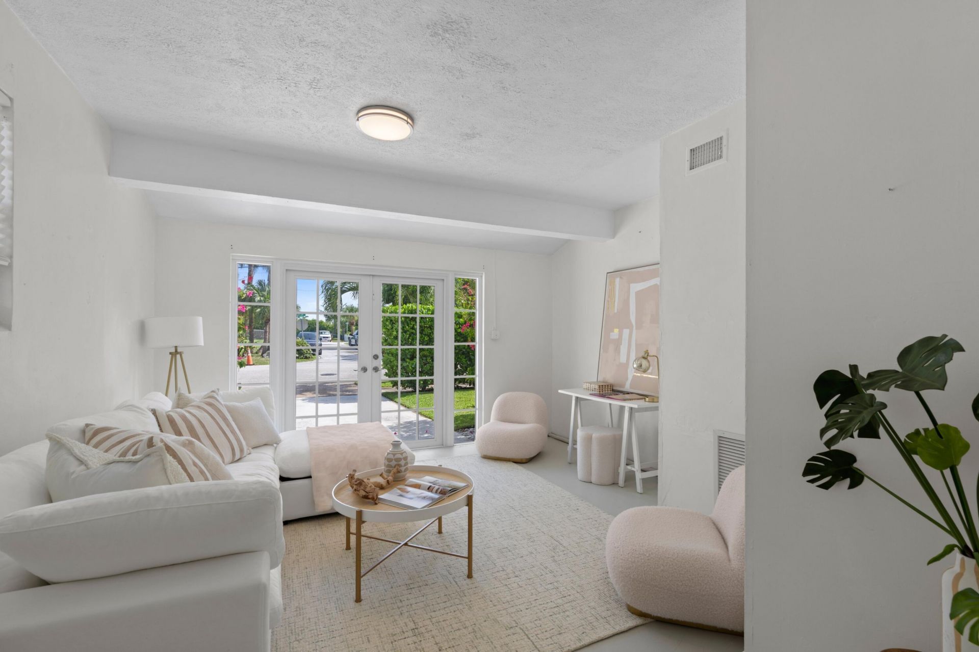 233 Maryland Drive, Lake Worth Beach, FL 33460 Photo