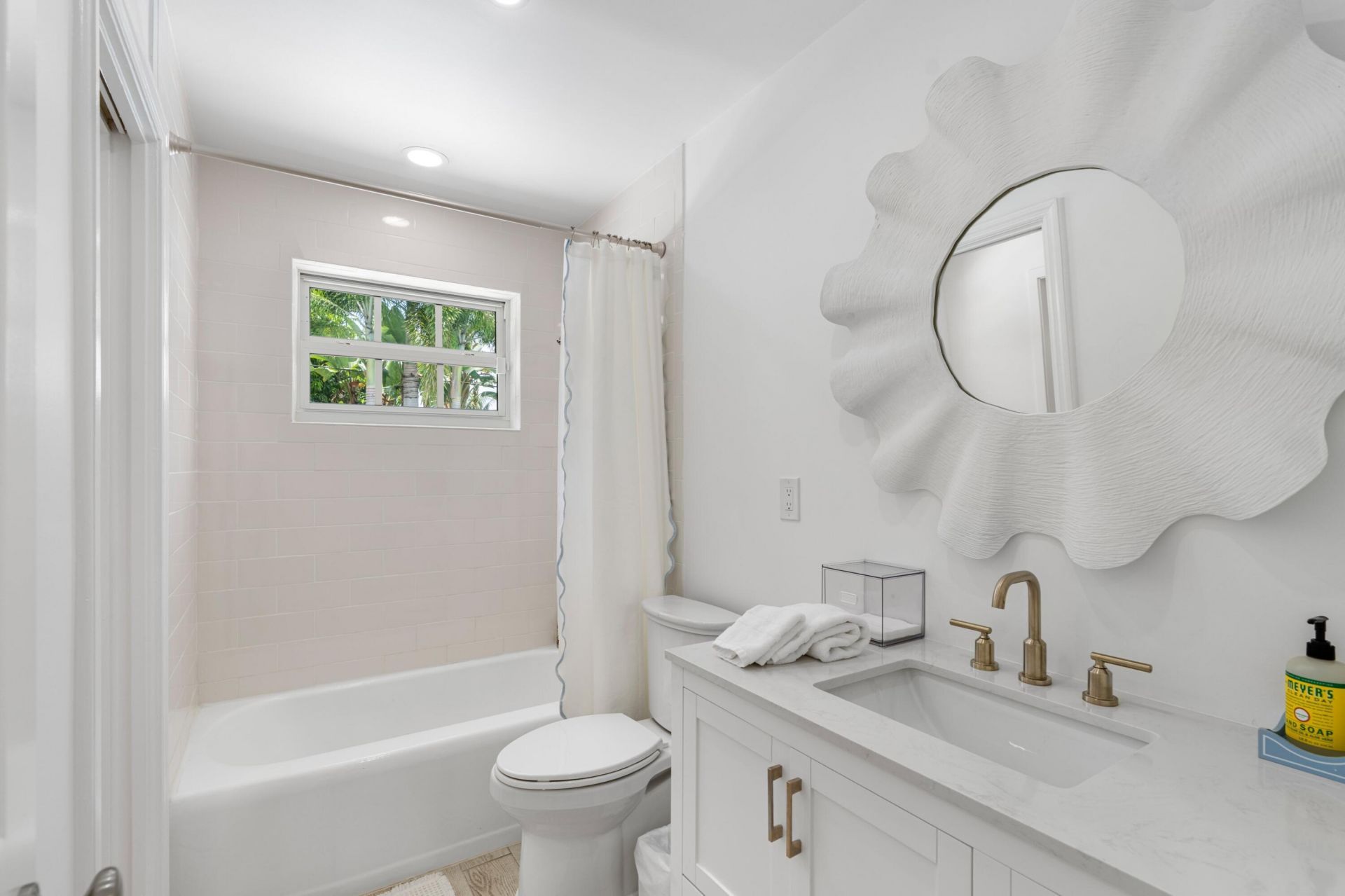 233 Maryland Drive, Lake Worth Beach, FL 33460 Photo