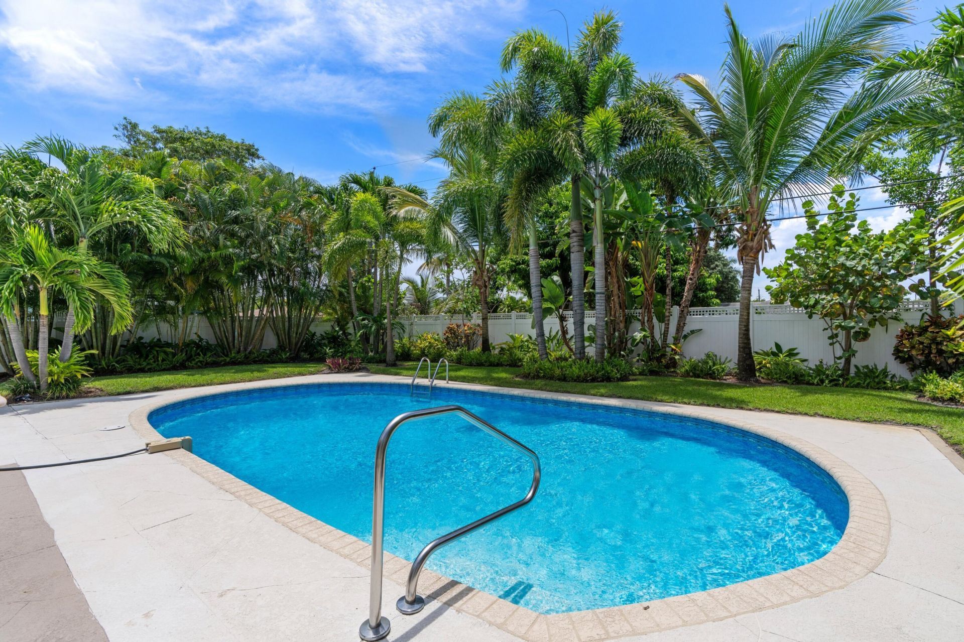 233 Maryland Drive, Lake Worth Beach, FL 33460 Photo