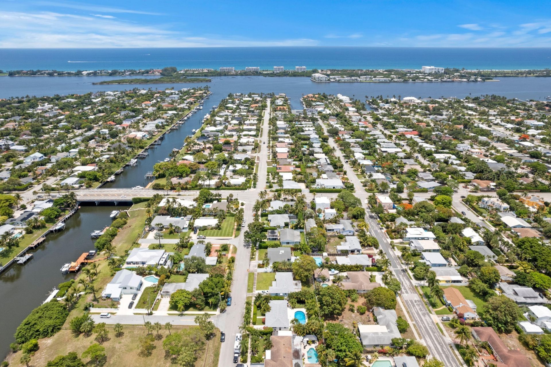 233 Maryland Drive, Lake Worth Beach, FL 33460 Photo