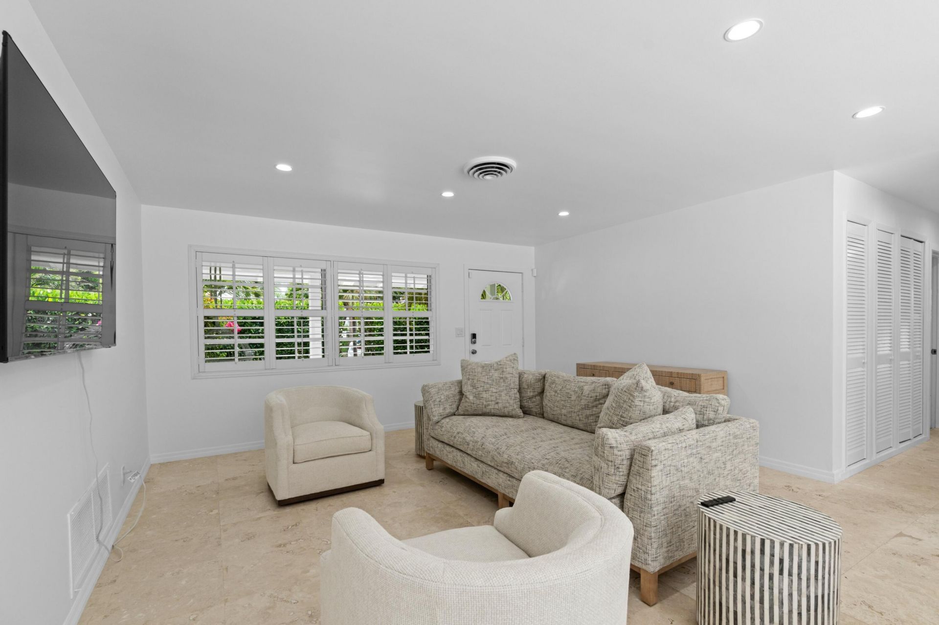 233 Maryland Drive, Lake Worth Beach, FL 33460 Photo