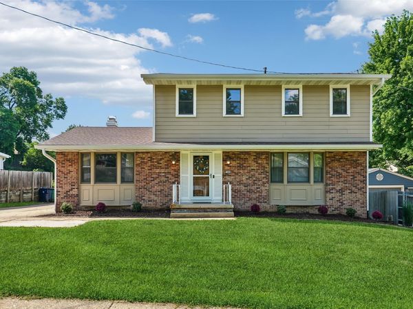 7300 Prairie Avenue, Urbandale, IA 50322