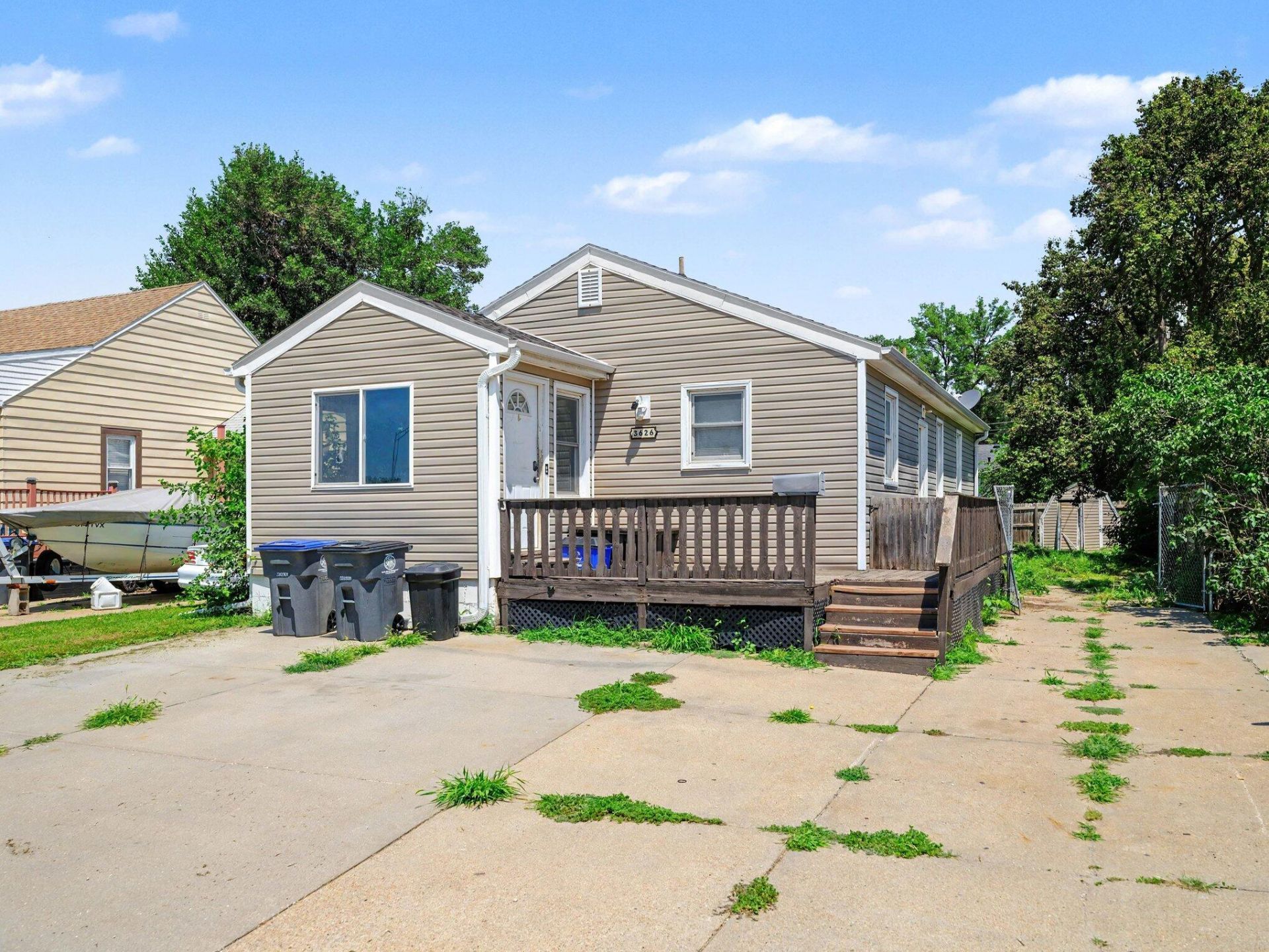 3626 5th Avenue, Council Bluffs, IA 51501 Main Photo