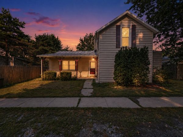 203 N Earl Street, Waynesfield, OH 45896