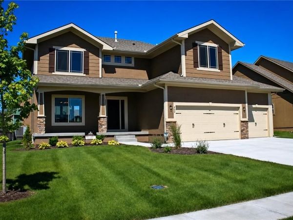 420 Meadowlark Drive, Raymore, MO 64083