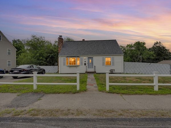 136 Washington St, Norwood, MA 02062