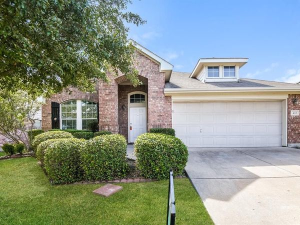 423 Hackberry Drive, Fate, TX 75087