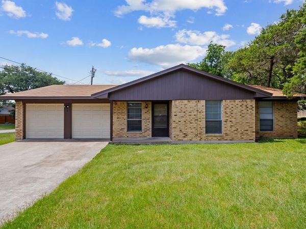 1 Cliffside Drive, Morgans Point Resort, TX 76513