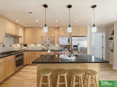 1403 Farnam Street, Unit 512, Omaha, NE 68102
