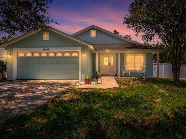 32917 FOREST AVENUE , LEESBURG, FL 34788
