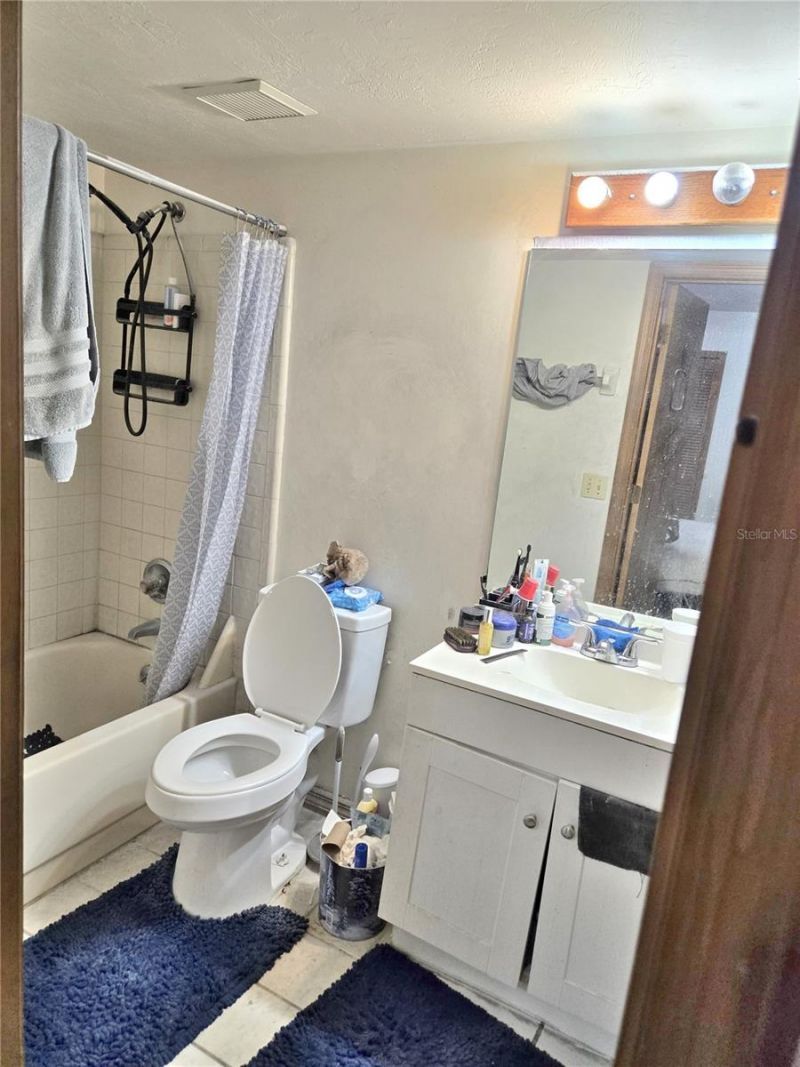 5727 SW 10th Place, Gainesville, FL 32607 Photo