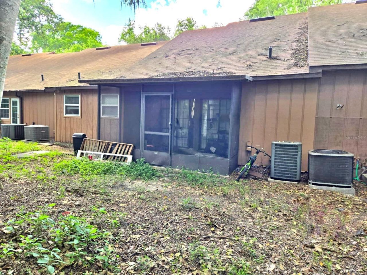 5727 SW 10th Place, Gainesville, FL 32607 Photo