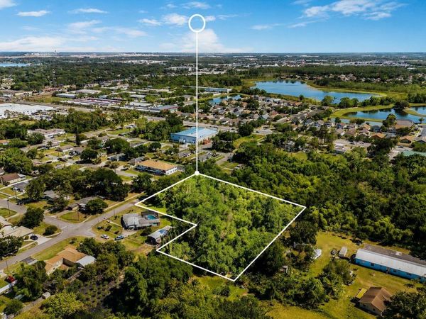 110 PRINCE STREET, ORLANDO, FL 32809