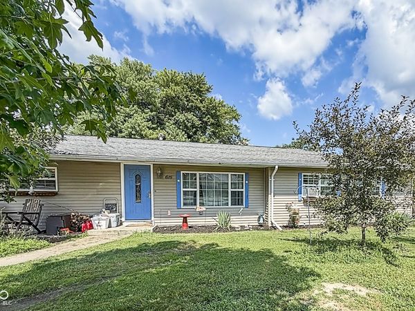 615 S Buckeye Street, Osgood, IN 47037