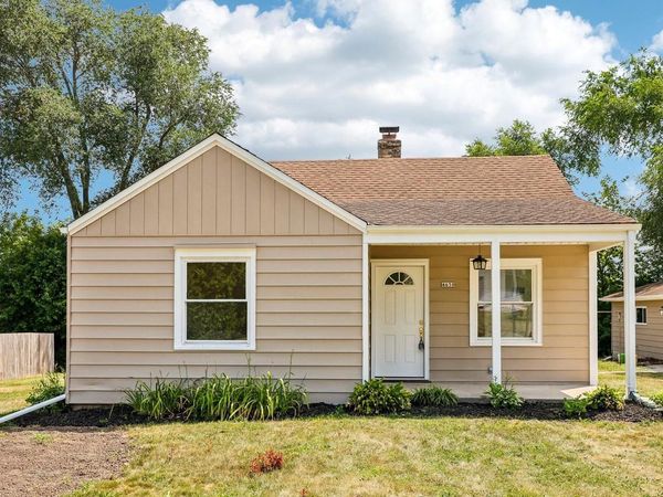 4650 S 109th STREET, Greenfield, WI 53228