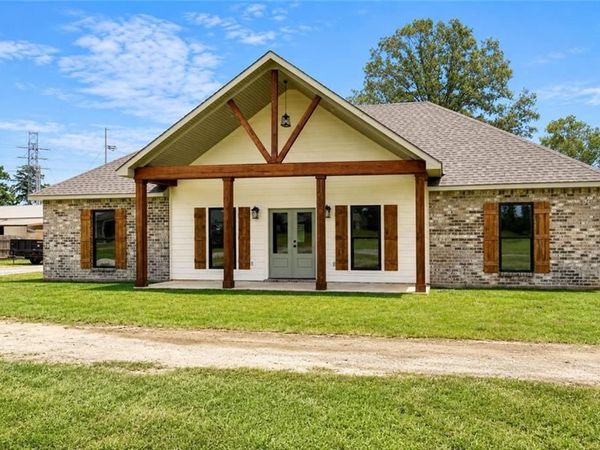 411 SOPHIE Lane, Dry Prong, LA 71423