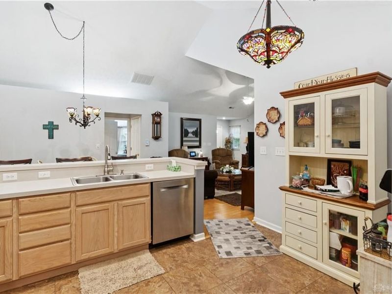 2690 Prestwick Village Circle, Springfield, OH 45503 Photo 13