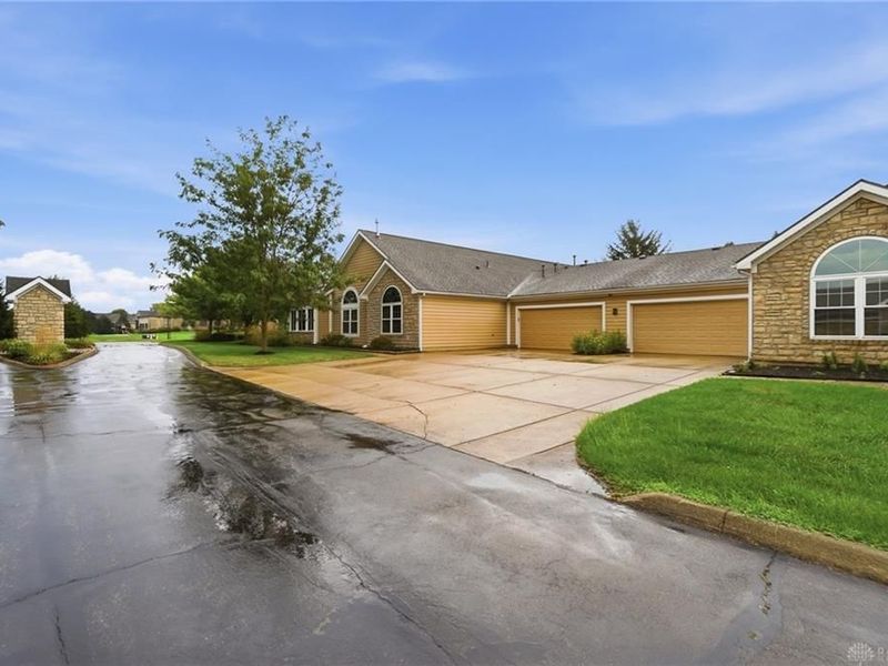 2690 Prestwick Village Circle, Springfield, OH 45503 Photo 44