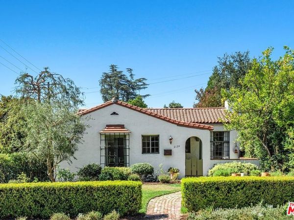 2130 Las Lunas Street, Pasadena, CA 91107