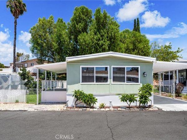 15181 Van Buren Boulevard, Unit 74, Riverside, CA 92504