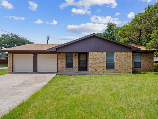 1 Cliffside DR , Belton, TX 76513