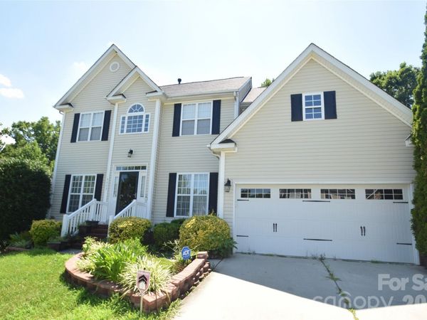 6629 Pattonsburg Drive, Charlotte, NC 28213