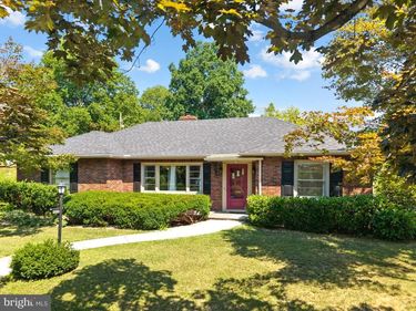 2705 W CHEW STREET , ALLENTOWN, PA 18104