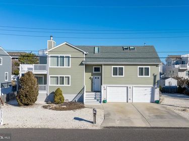 25 W BAYBERRY DRIVE , LONG BEACH TOWNSHIP, NJ 08008