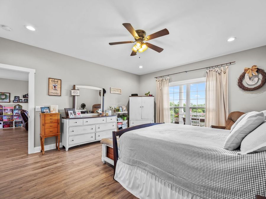 Property Image 37