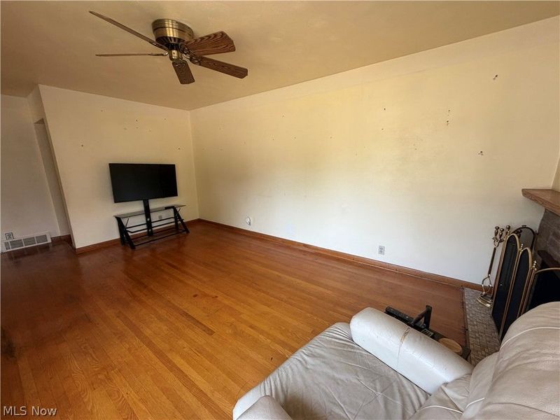 404 Jackson Avenue NE, Brewster, OH 44613 Photo 7