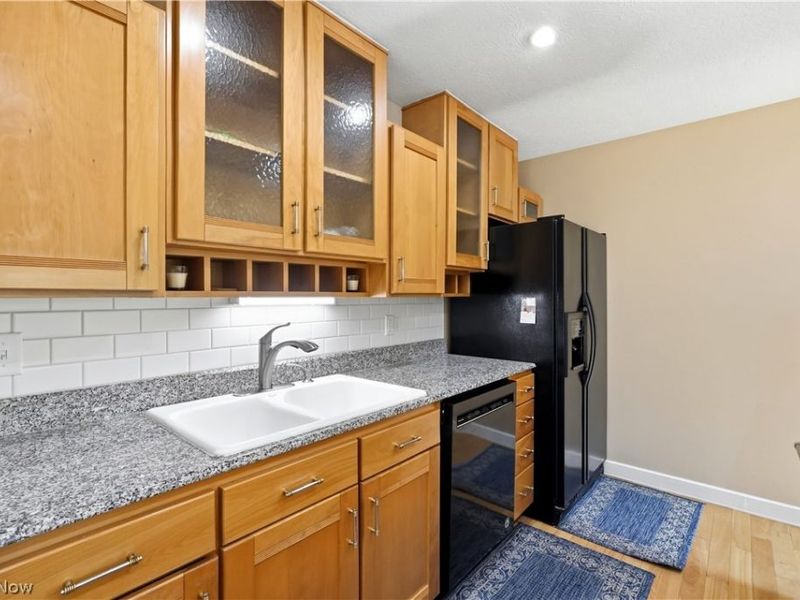 4262 Vilamoura Drive, Avon, OH 44011 Photo 11