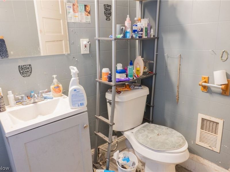 6004 Lexington Avenue, Cleveland, OH 44103 Photo 28