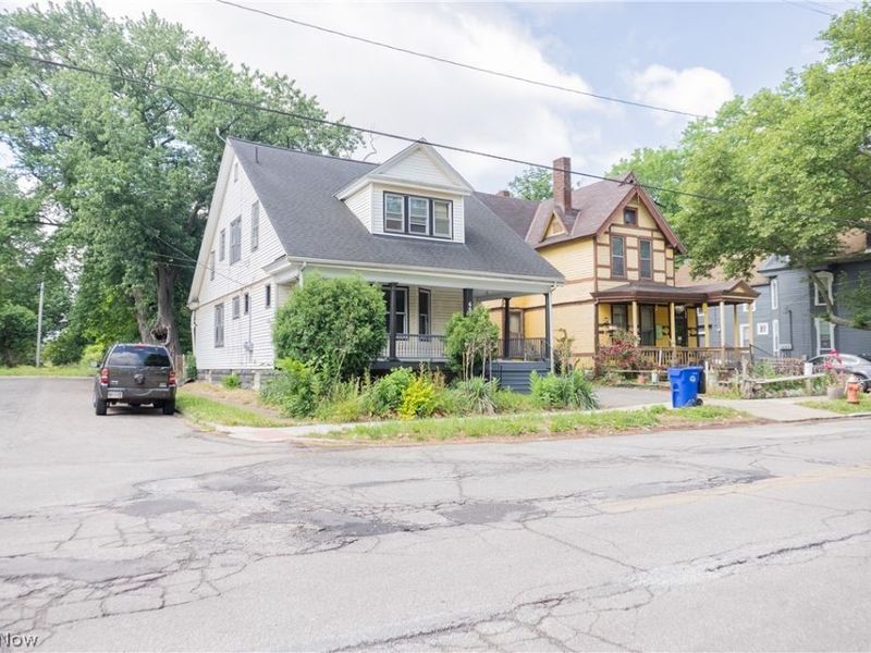 6004 Lexington Avenue, Cleveland, OH 44103 Photo 3