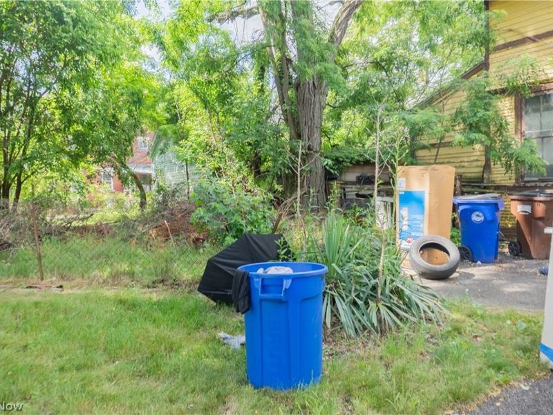 6004 Lexington Avenue, Cleveland, OH 44103 Photo 5