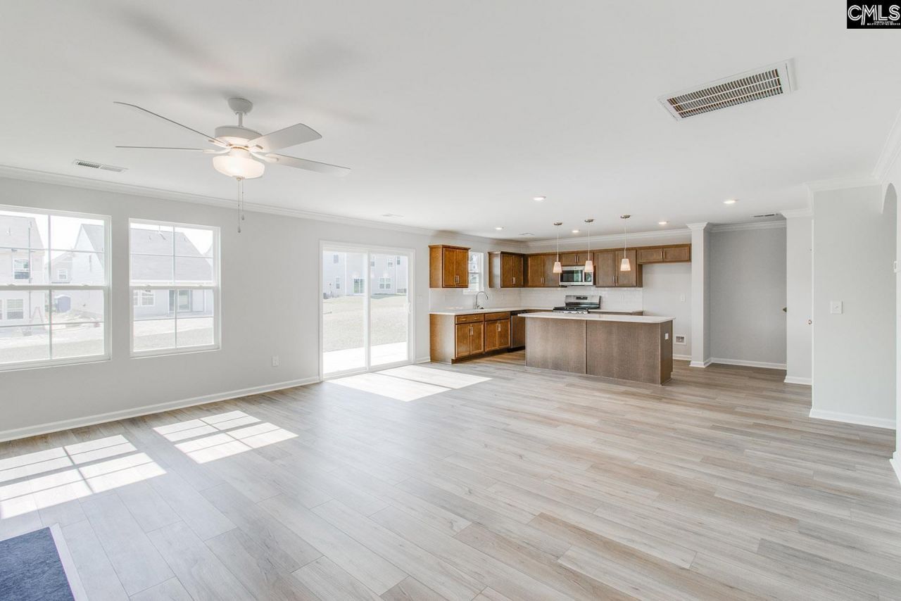 6000 Edgemont Court Photo 11
