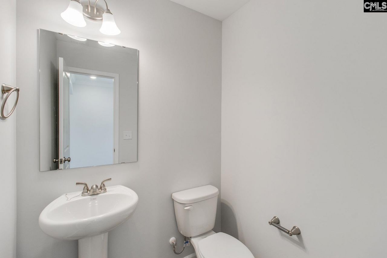 6000 Edgemont Court Photo 12