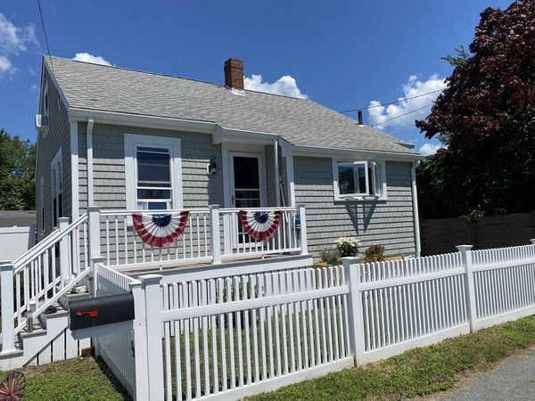 12 Baker Ave., Unit 1, Fairhaven, MA 02719