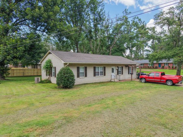 1703 Magnolia Road, Corinth, MS 38834