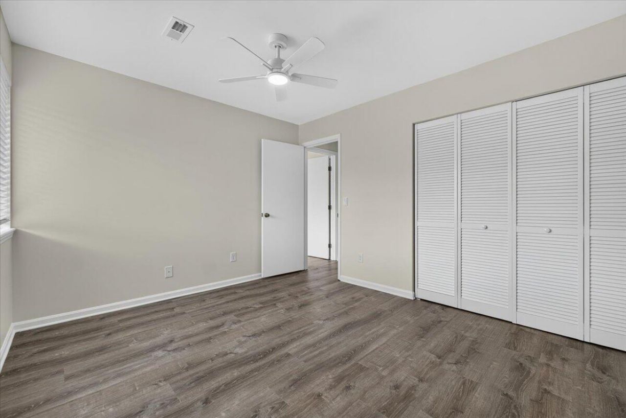 4354 Great Oak Drive Photo 18