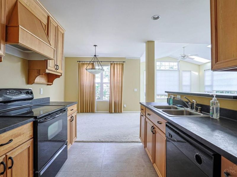664 Fredericks Pass, South Lebanon, OH 45065 Photo 13