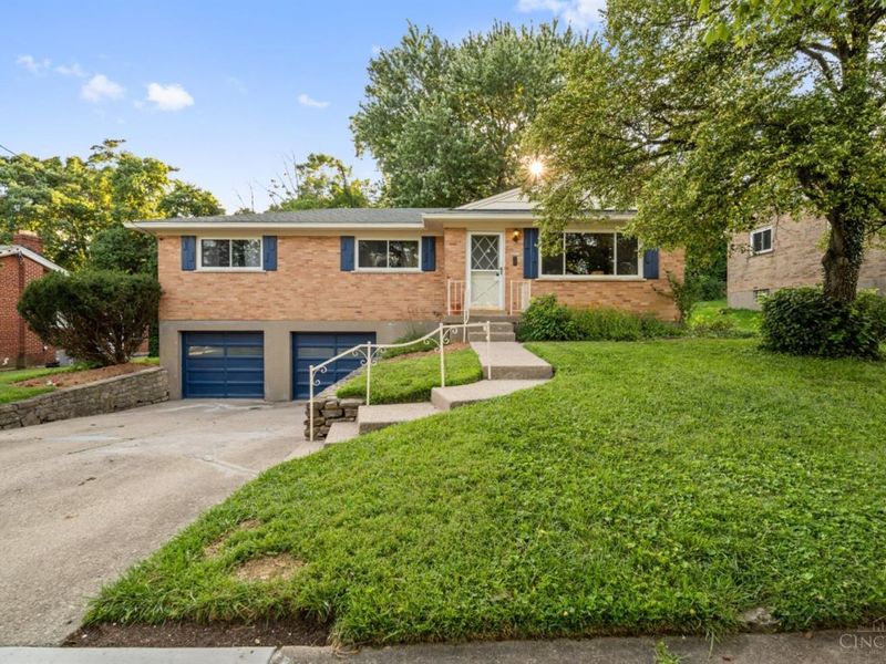 2855 Almester Drive, Cincinnati, OH 45211 Photo 1